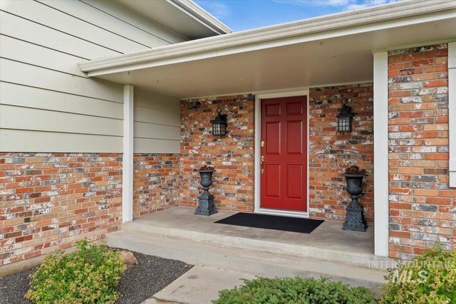 818 Winther Blvd, Nampa, ID 83651