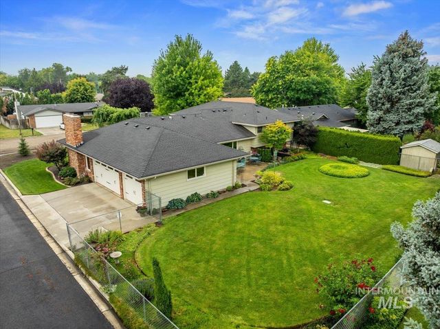 818 Winther Blvd, Nampa, ID 83651