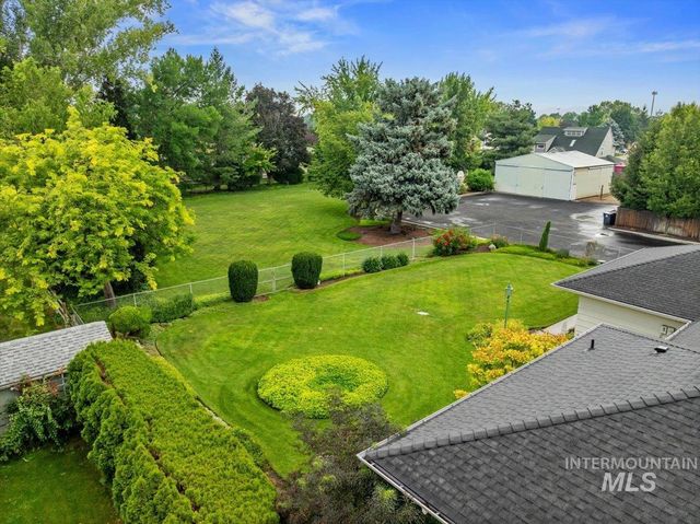 818 Winther Blvd, Nampa, ID 83651