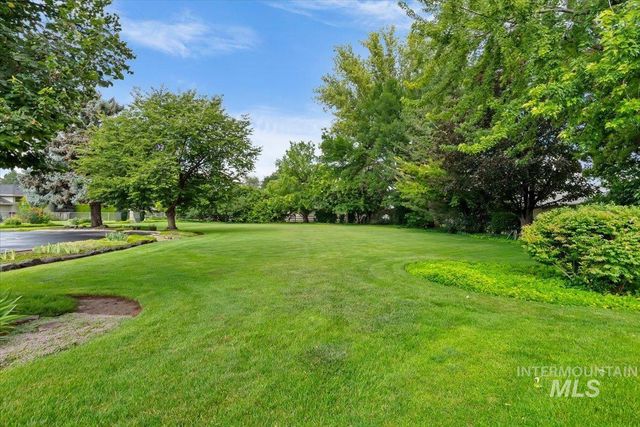 818 Winther Blvd, Nampa, ID 83651