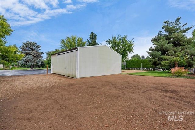 818 Winther Blvd, Nampa, ID 83651