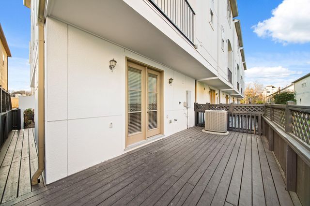 1250 W 23rd Street, Houston, TX 77008