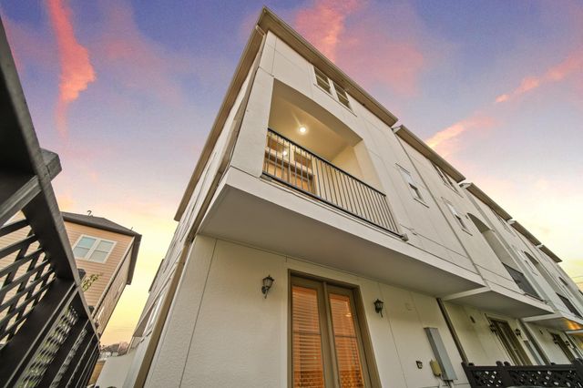 1250 W 23rd Street, Houston, TX 77008