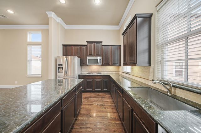 1250 W 23rd Street, Houston, TX 77008