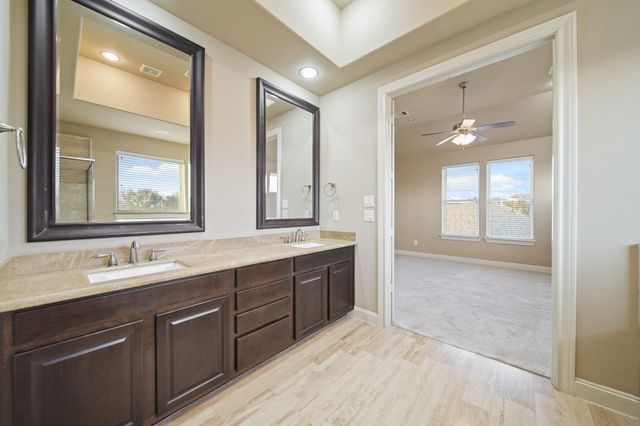 1250 W 23rd Street, Houston, TX 77008