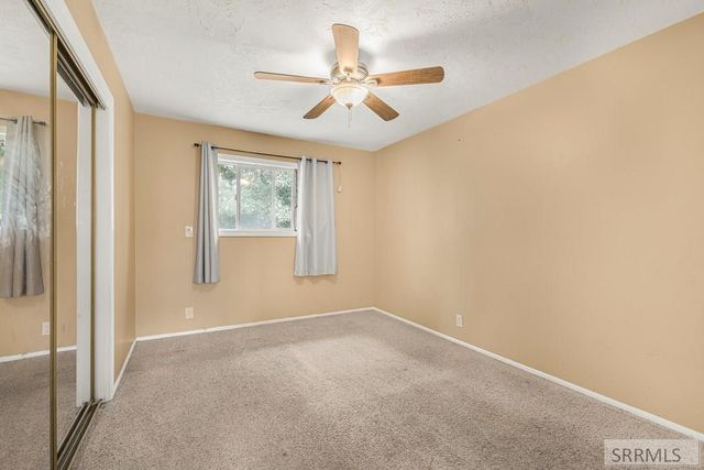 615 S 3 E, St Anthony, ID 83445