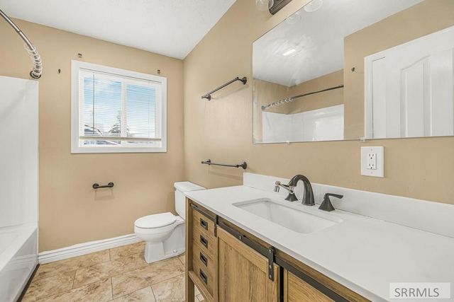 615 S 3 E, St Anthony, ID 83445