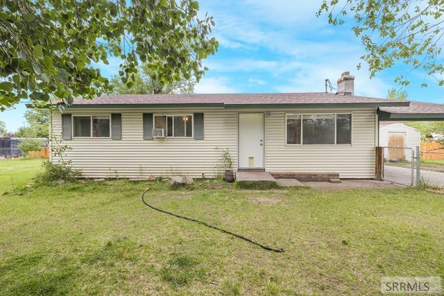 615 S 3 E, St Anthony, ID 83445