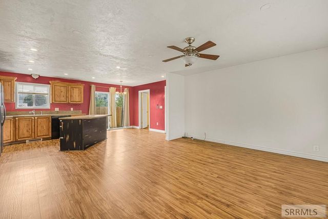 615 S 3 E, St Anthony, ID 83445