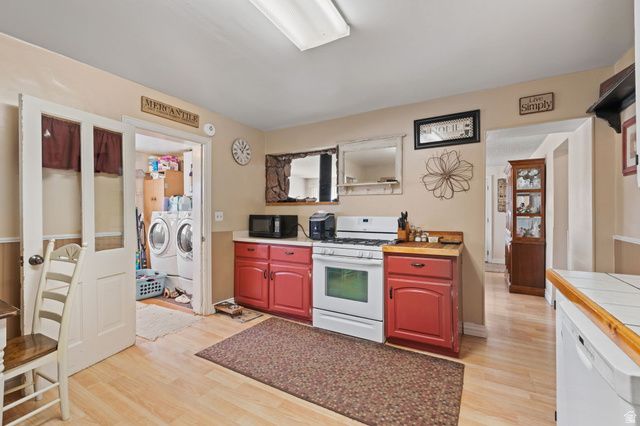 217 N 400 W, Mt Pleasant, UT 84647