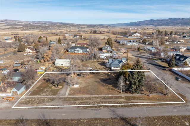 217 N 400 W, Mt Pleasant, UT 84647