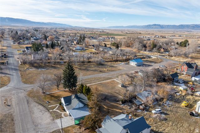 217 N 400 W, Mt Pleasant, UT 84647