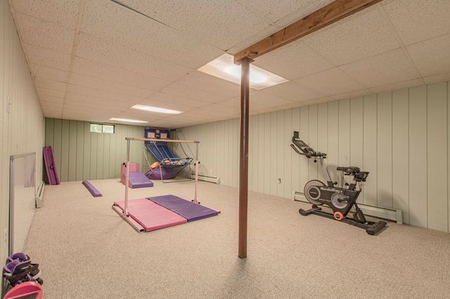 13 Old Powder House Rd, Lakeville, MA 02347