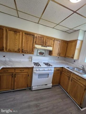 313 E CORNWALL ST, Philadelphia, PA 19134