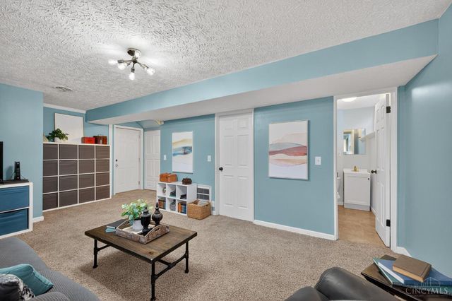 845 Cascade Road, Forest Park, OH 45240