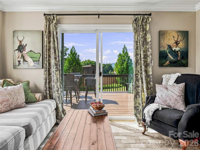 41 Forest Knoll Drive, Weaverville, NC 28787