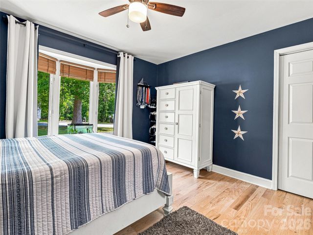 41 Forest Knoll Drive, Weaverville, NC 28787