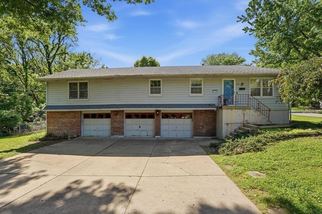 4100 S Coventry Drive, Independence, MO 64055