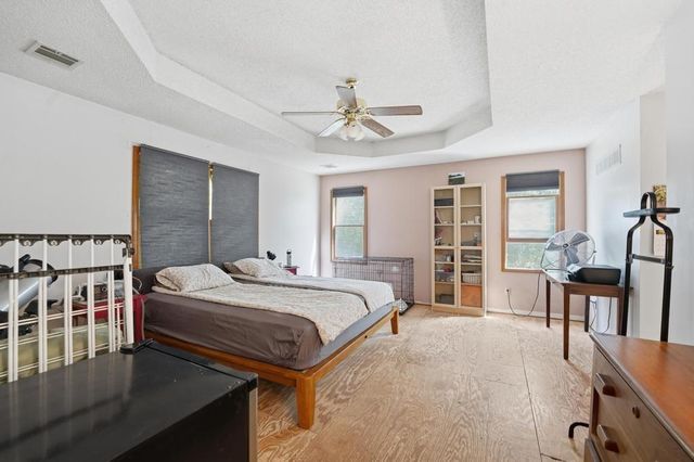 4100 S Coventry Drive, Independence, MO 64055