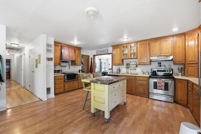 4100 S Coventry Drive, Independence, MO 64055