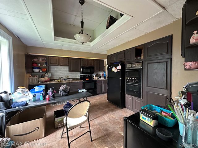 310 E Main Street, Vernon Township, MI 48476