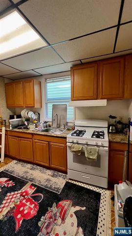 3310 John F Kennedy Boulevard, Jersey City, NJ 07307