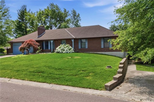303 W Dauxville Drive, Richmond, MO 64085