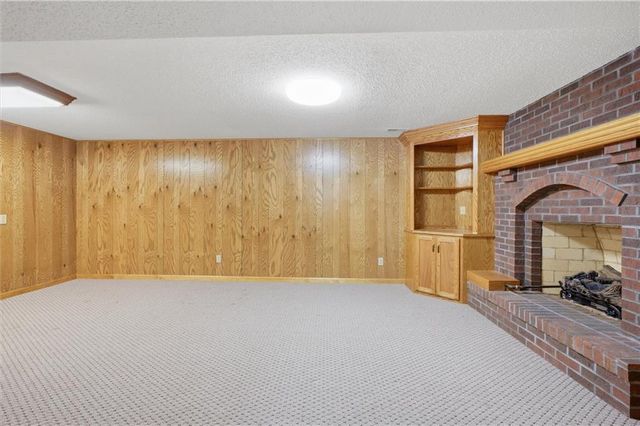 303 W Dauxville Drive, Richmond, MO 64085