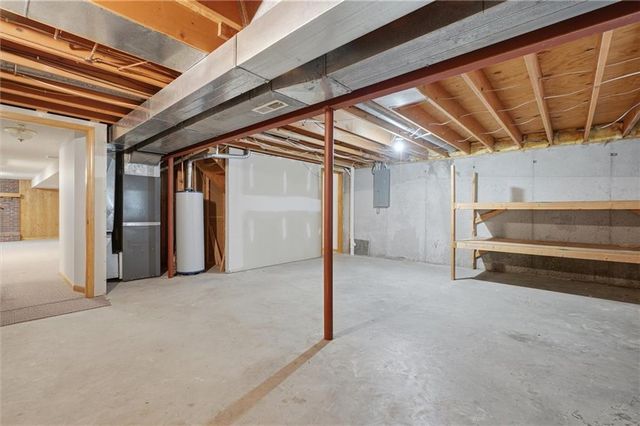 303 W Dauxville Drive, Richmond, MO 64085