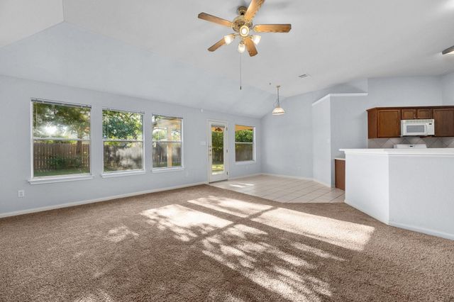 104 Chandler Pointe LOOP, Round Rock, TX 78665