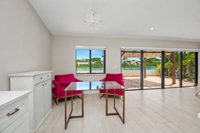 21460 LAGUNA Drive, Boca Raton, FL 33433