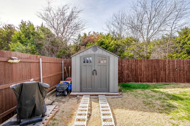 111 TREYS Way, Godley, TX 76044