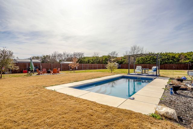 111 TREYS Way, Godley, TX 76044