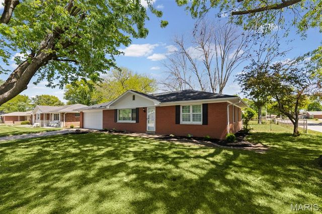 40 Joseph Drive, Fairview Heights, IL 62208