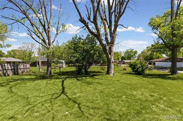 40 Joseph Drive, Fairview Heights, IL 62208