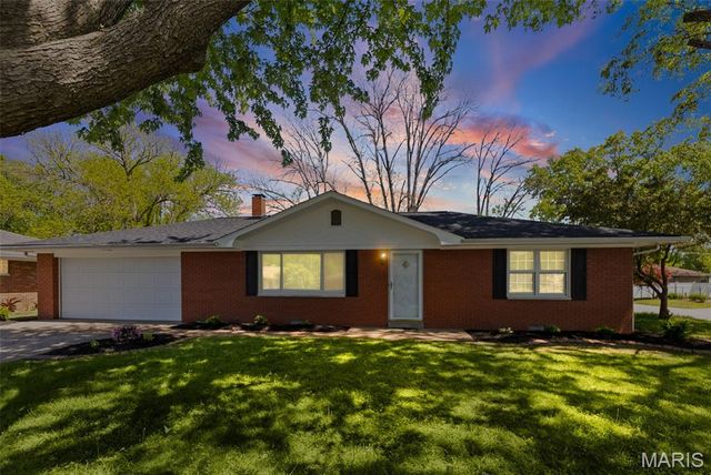 40 Joseph Drive, Fairview Heights, IL 62208