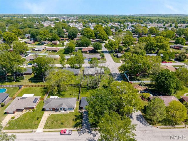 40 Joseph Drive, Fairview Heights, IL 62208