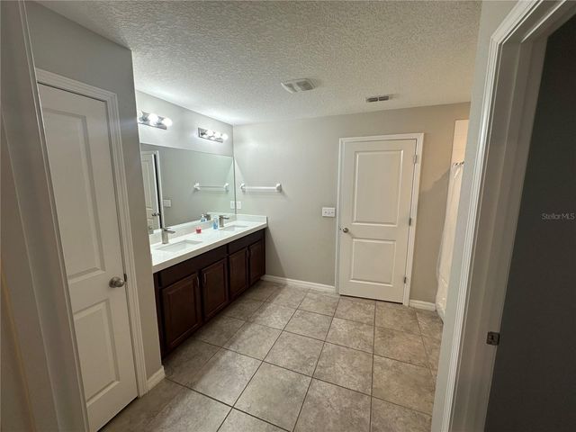 903 ZONE TAILED HAWK PLACE, Ruskin, FL 33570