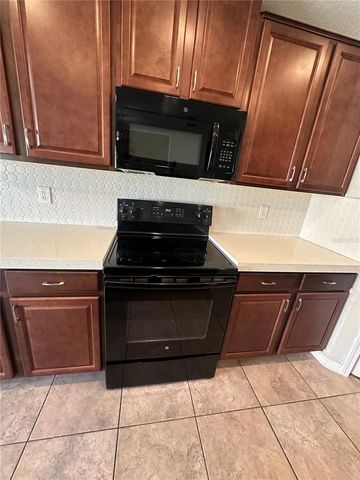 903 ZONE TAILED HAWK PLACE, Ruskin, FL 33570