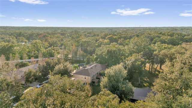 2916 ROYAL TUSCAN LANE, Valrico, FL 33594