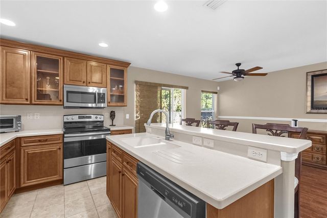 2916 ROYAL TUSCAN LANE, Valrico, FL 33594