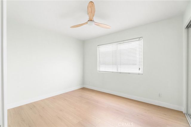 1042 Gladys 4, Long Beach, CA 90804