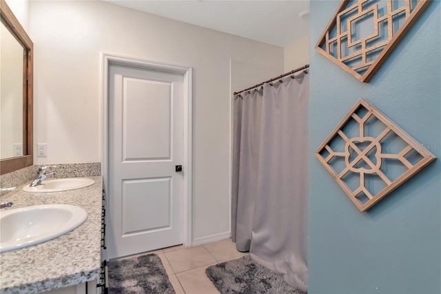 33678 JASPER STONE DR, Wesley Chapel, FL 33543