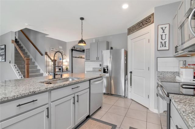 33678 JASPER STONE DR, Wesley Chapel, FL 33543