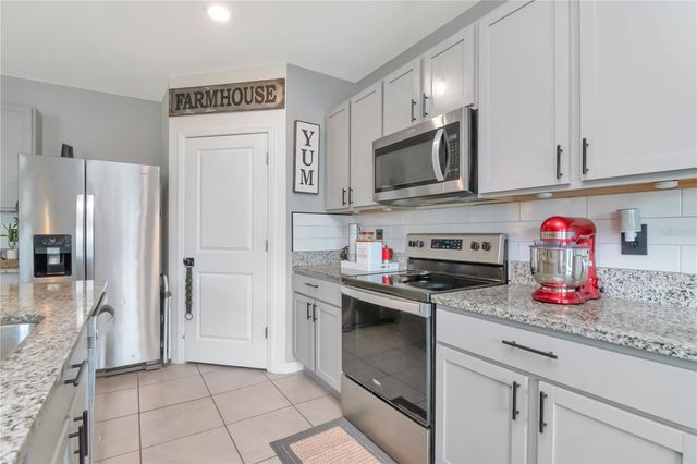 33678 JASPER STONE DR, Wesley Chapel, FL 33543