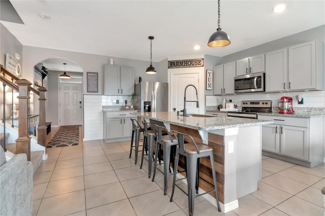 33678 JASPER STONE DR, Wesley Chapel, FL 33543