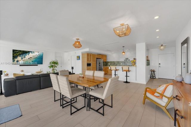 2451 Brickell Ave 17D, Miami, FL 33129