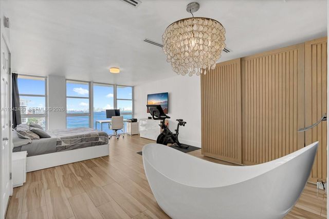 2451 Brickell Ave 17D, Miami, FL 33129