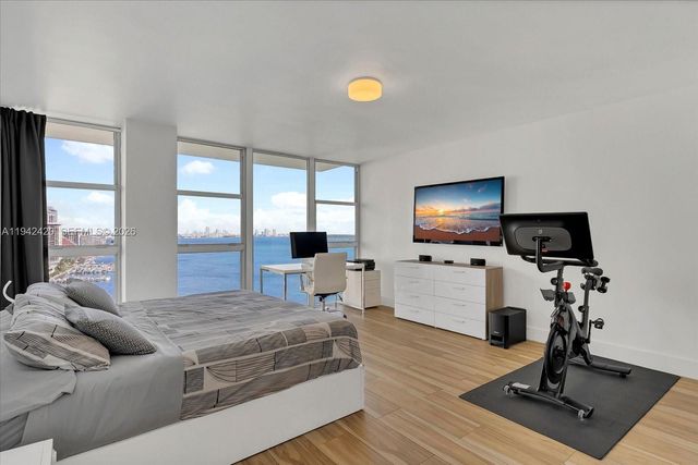 2451 Brickell Ave 17D, Miami, FL 33129