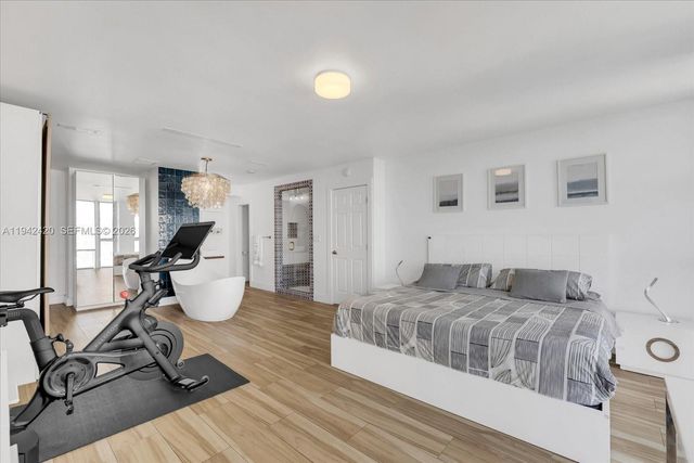 2451 Brickell Ave 17D, Miami, FL 33129